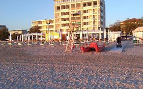 Hotel Atlantic Senigallia Exterior photo