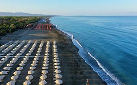 Park Hotel Marinetta - Beach & Spa Marina Di Bibbona Exterior photo