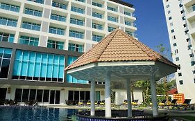 Centara Pattaya Hotel Exterior photo