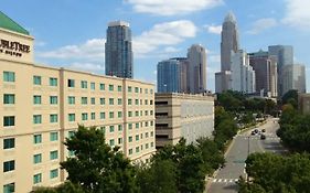 Doubletree By Hilton Charlotte Uptown Hotel Exterior photo