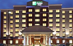 Holiday Inn Express Hotel & Suites Ohio State University- Osu Medical Center, An Ihg Hotel Columbus Exterior photo