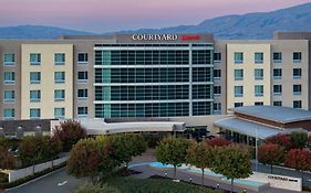 Courtyard By Marriott San Jose North/ Silicon Valley Hotel Exterior photo