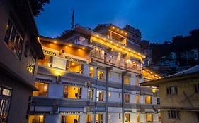 Kingston By Yagi, 600 Meters From M G Marg Gangtok Hotel Exterior photo