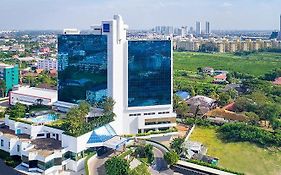 Novotel Bangkok Bangna Exterior photo