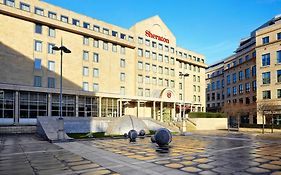 Sheraton Grand Hotel & Spa Edinburgh Exterior photo