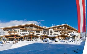 Hotel & Spa Sonne 4 Sterne Superior Kirchberg in Tirol Exterior photo