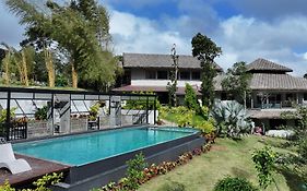 Blanket Days Resort And Spa Thekkady Exterior photo