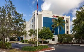 Hampton Inn West Palm Beach Central Airport Exterior photo