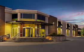 Holiday Inn Des Moines-Airport Conf Center, An Ihg Hotel Exterior photo