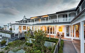 Hilton Lake Taupo Hotel Exterior photo