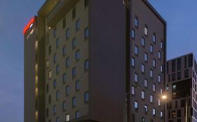 Hampton By Hilton Bogota Airport Hotel Exterior photo