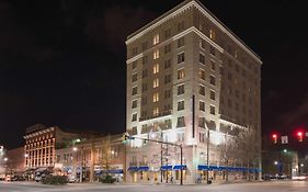 Hampton Inn & Suites Montgomery-Downtown Exterior photo