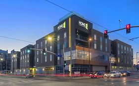 Home2 Suites Kansas City Downtown Exterior photo