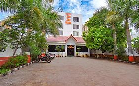 Hotel Shirdi Sai Wada Exterior photo