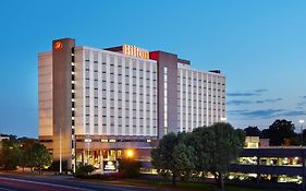 Hilton Newark Airport Hotel Elizabeth Exterior photo