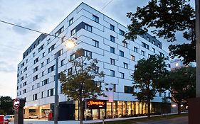 Hampton By Hilton Vienna Messe Hotel Exterior photo