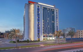 Hampton By Hilton Dubai Airport Hotel Exterior photo