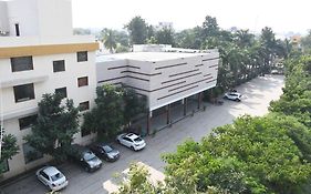 Pushpak Resort Shirdi Exterior photo