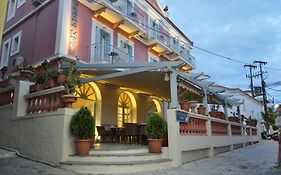 7 Brothers Hotel Poros Town Exterior photo