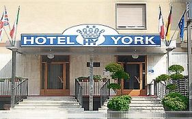 York Hotel Cinisello Balsamo Exterior photo