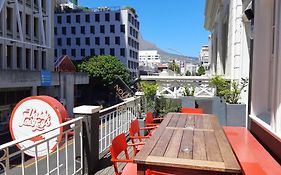 Daddy Long Legs Art Hotel Cape Town Exterior photo