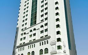 Howard Johnson By Wyndham Abu Dhabi Downtown Hotel Exterior photo