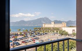 Hotel Al Castello Torri Del Benaco Exterior photo