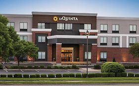 La Quinta By Wyndham Springfield Airport Plaza Hotel Exterior photo