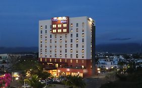 City Express Plus By Marriott Puerto Vallarta Hotel Exterior photo