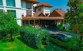 Rhythm Lonavala - An All Suite Resort Exterior photo