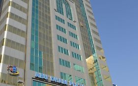 Abu Dhabi Plaza Hotel Apartments Exterior photo