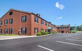 Quality Inn At Bangor Mall Exterior photo