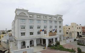 Hotel Roma Kristo Dwarka  Exterior photo