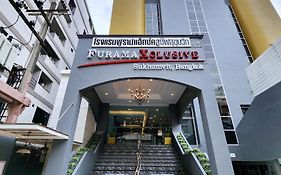 Furamaxclusive Sukhumvit Hotel Bangkok Exterior photo