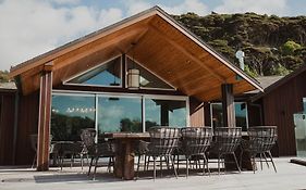 Te Whaanga Retreat & Spa Lodge & Canvastown Luxury Glamping Tents Raglan Exterior photo