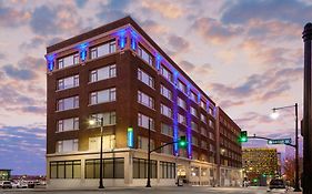 Holiday Inn Express - Kansas City Downtown, An Ihg Hotel Exterior photo