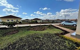 Queen City Homes Lilongwe Exterior photo