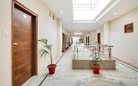 Collection O Hotel Rr Eleven Chandigarh Exterior photo