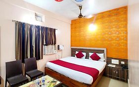 Goroomgo Krishna Residency: Beachside Comfort with Award-Winning Service Puri Exterior photo