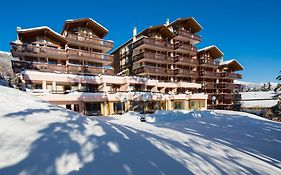 Aparthotel Helvetia Crans-Montana Exterior photo