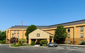 Larkspur Landing Carlisle Hotel Exterior photo