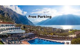 Aria Life Hotel Limone sul Garda Exterior photo