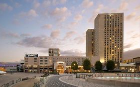 Hilton New Orleans Riverside Hotel Exterior photo