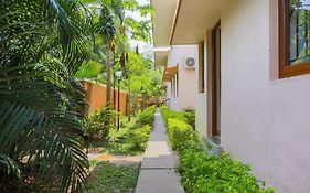 Super Hotel O The Goan Courtyard Colva Exterior photo