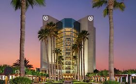 Sheraton Jeddah Hotel Exterior photo