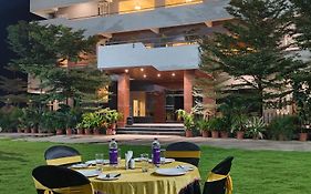 Shaurya Resorts & Lawns Jalna Exterior photo