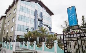 Hotel Grand Habib Srinagar  Exterior photo