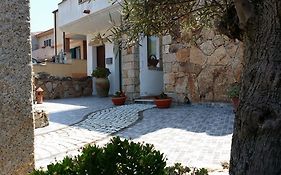 Bed & Breakfast Mare Isole Bed & Breakfast La Maddalena  Exterior photo