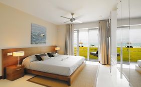 Coin De Paradis Luxury Beachfront Apartment Mauritius Room photo