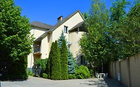 Mini Chisinau Hotel Exterior photo